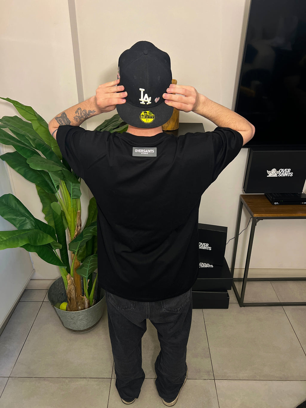 Polera Regular Negra